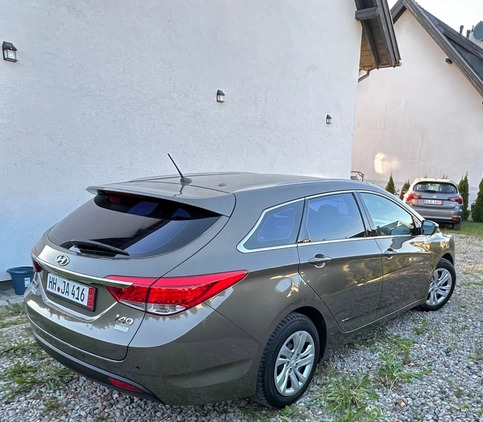 Hyundai i40 cena 38700 przebieg: 145300, rok produkcji 2014 z Swarzędz małe 301